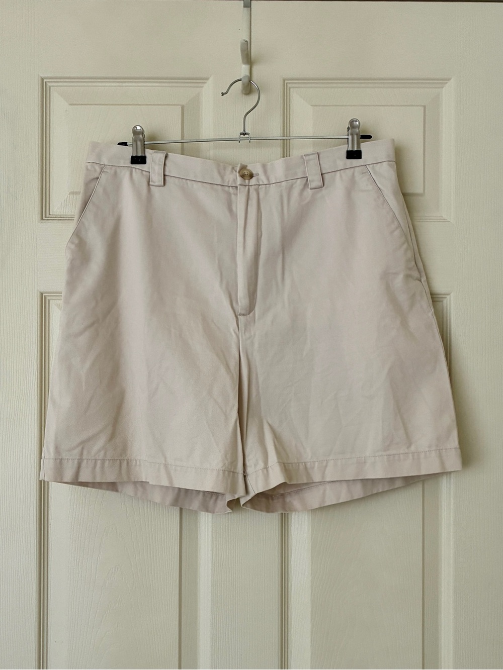 Gap Factory Khaki Shorts 6.25" Inseam Size 14